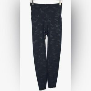 All in motion black/grey camo premium elongate leggings NWT
